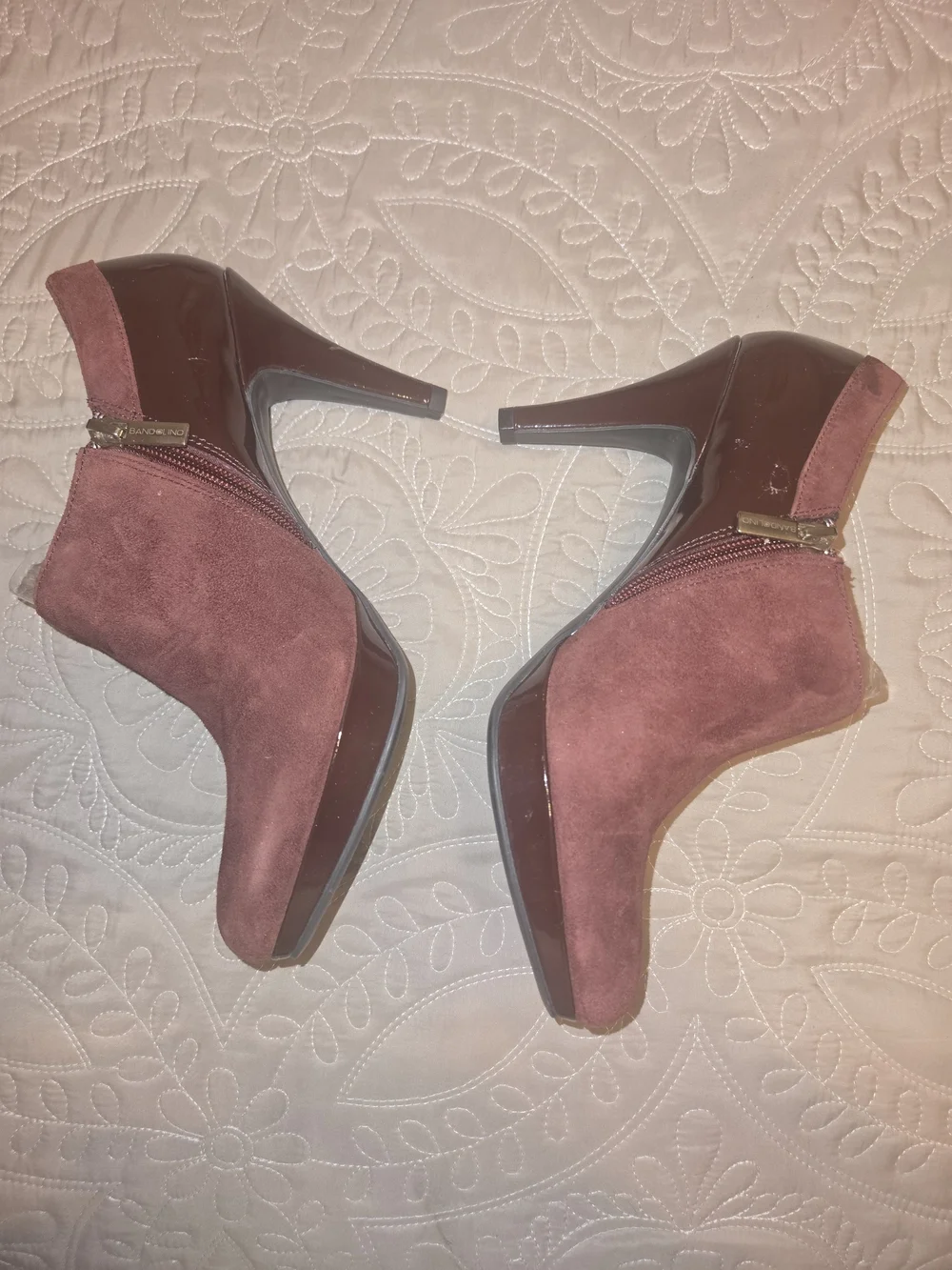 Bandolino Women's Suede Pointed Toe Pumps in Burgundy
